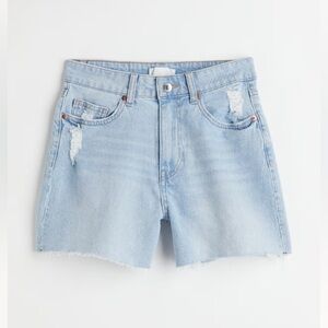 Women’s NWT H&M light blue‎ denim cut off high waisted jean shorts size 8